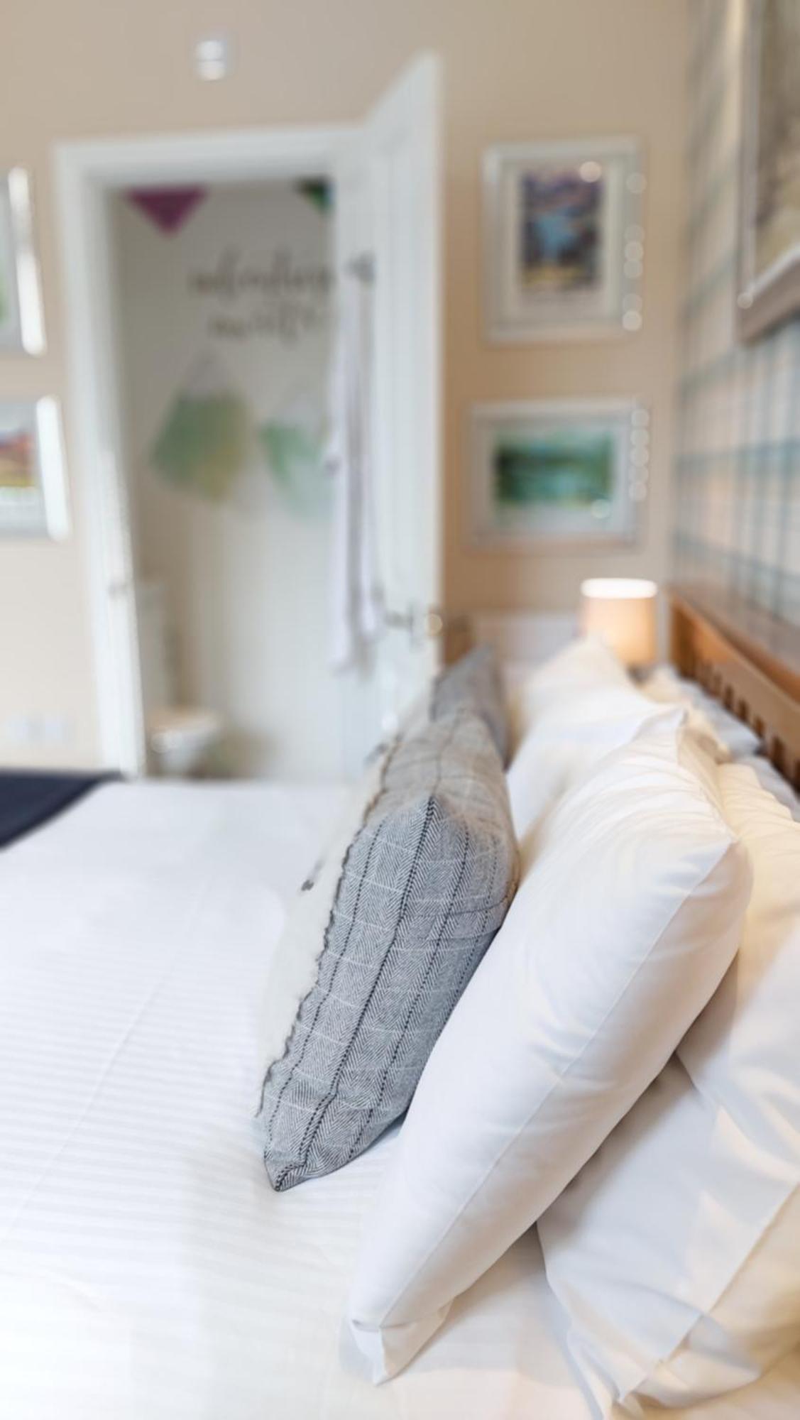 Invergarry Room Only Guest House For Adults Windermere Exteriör bild